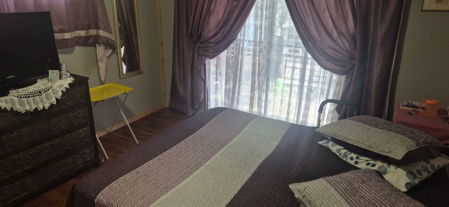 8 Bedroom Property for Sale in Bayswater Free State